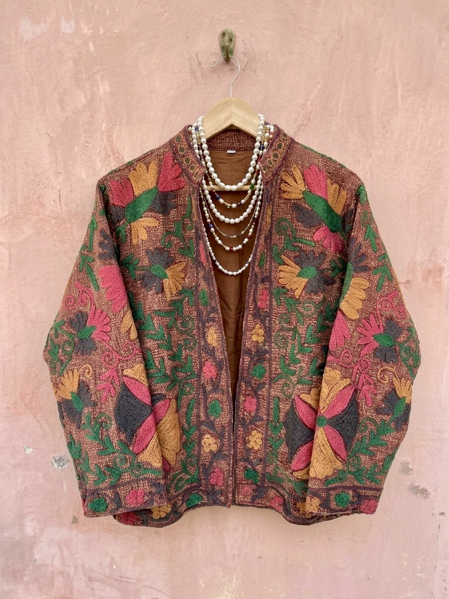 Veste Dune brodée à la main no 8 Piece Unique